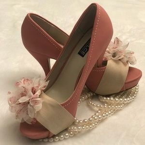 Dolce by Mojo Moxy Open Toe